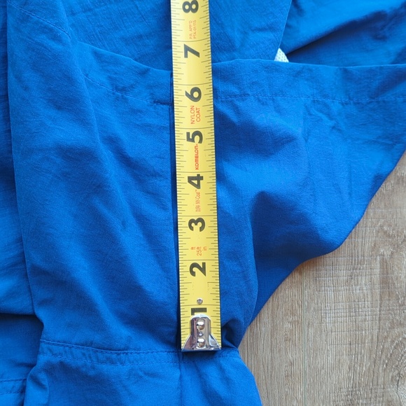 L Columbia Shorts - Picture 5 of 6